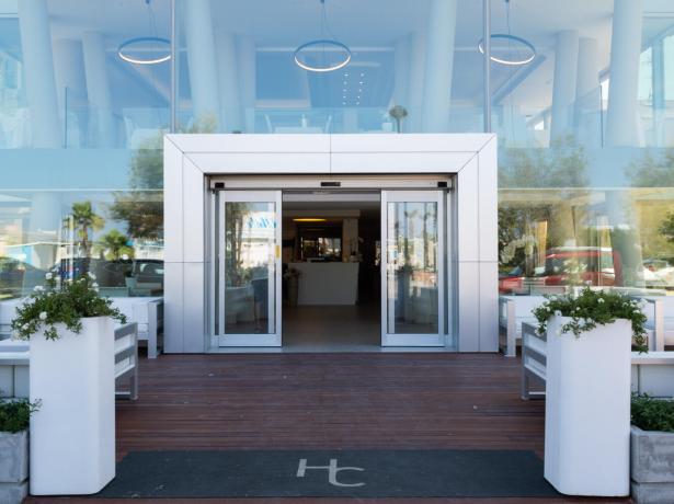 hotelcommodore en september-in-cervia-in-seafront-hotel 016